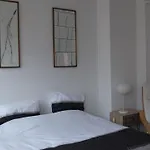 2 Petite Rue Du Vieux Marche Aux Vins 3Pc